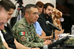 Los trabajos de desazolve y limpieza de tuberías forman parte de la estrategia para reducir posibles afectaciones por lluvias y atender oportunamente las zonas vulnerables.