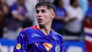 Santiago Ramos Mingo llega al América para fortalecer la defensa durante el Apertura 2026.