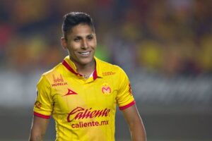Raúl Ruidíaz destacó como goleador del Monarcas Morelia y se convirtió en uno de los peruanos más recordados de la Liga MX.