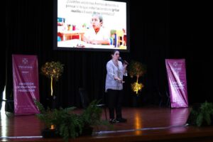 Personal educativo de Mérida, Valladolid y Ticul recibió herramientas para reconocer señales de alerta y actuar oportunamente 