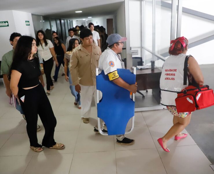 Simulacro de sismo en Congreso Yucatán sorprende por su rapidez