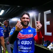 Triunfo de Olmecas sobre los Toros Austin Warner domina desde la lomita