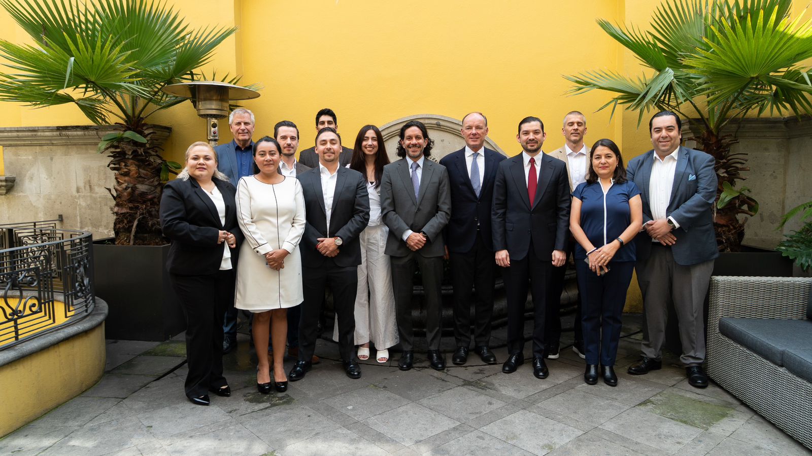 Yucatán impulsa proyectos portuarios y energéticos con Países Bajos