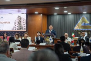 Díaz Mena destacó que Yucatán cuenta con finanzas sanas, estabilidad económica, infraestructura estratégica y condiciones para la inversión