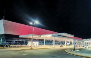 A través de estas acciones, ASUR y el Aeropuerto de Mérida refrendan su compromiso con el bienestar de la comunidad y se solidarizan con quienes enfrentan el cáncer de mama y con sus familias.