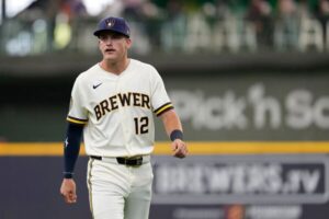 Cooper Pratt conectó un jonrón en la duodécima entrada para poner a Milwaukee Brewers arriba 3-2; sin embargo, Tampa Bay reaccionó en el cierre del episodio y ganó 4-3 para mandar la Serie Mundial 2026 al quinto juego.