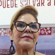 ¡Liz Hernández llama a integrantes de Morena!