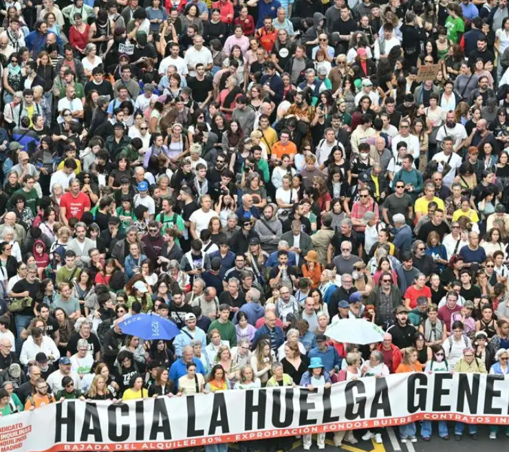 50 ciudades protestan contra crisis de vivienda en España