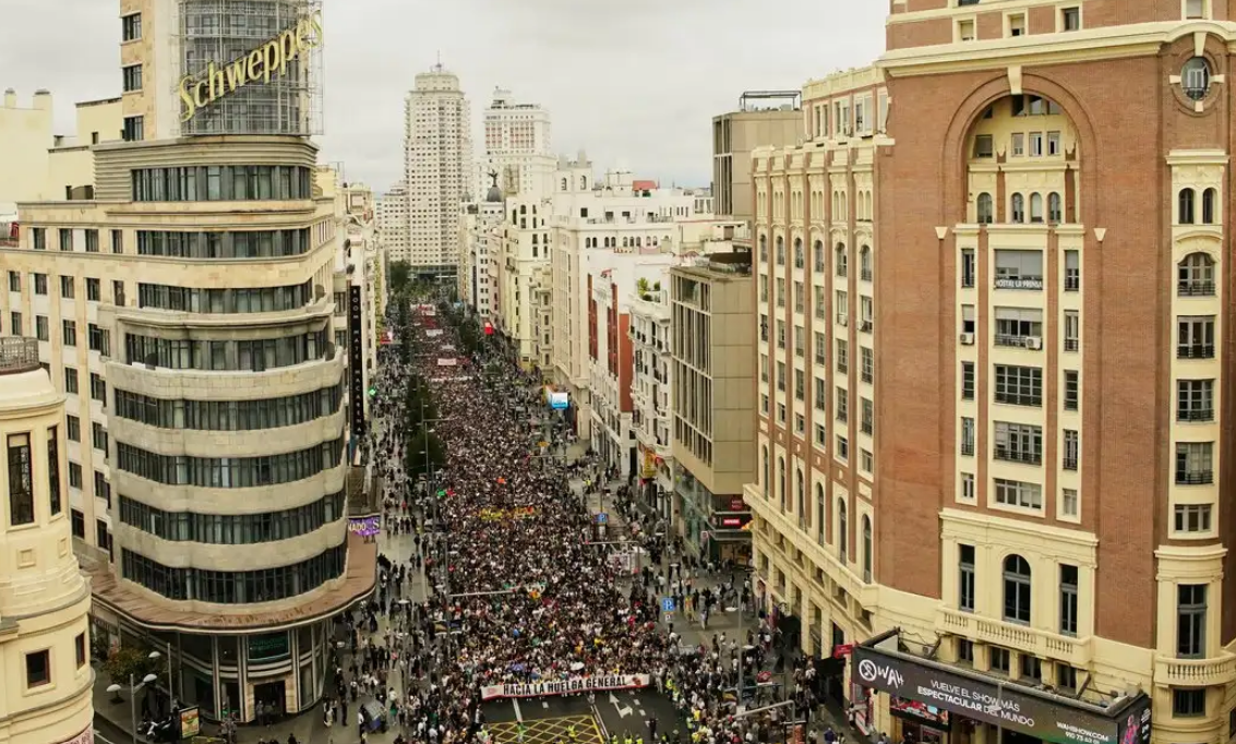 50 ciudades protestan contra crisis habitacional