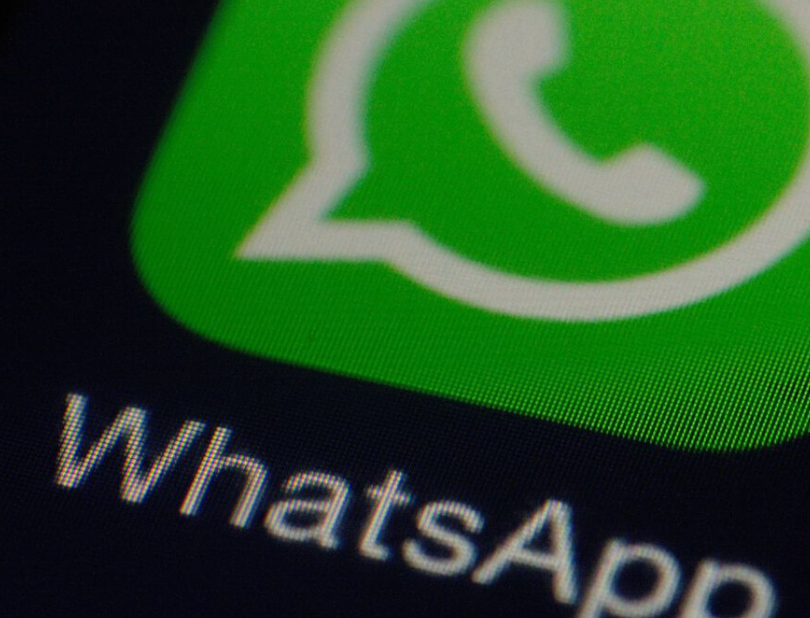 Escanear documentos y enviarlos como archivos PDF usando Whatsapp