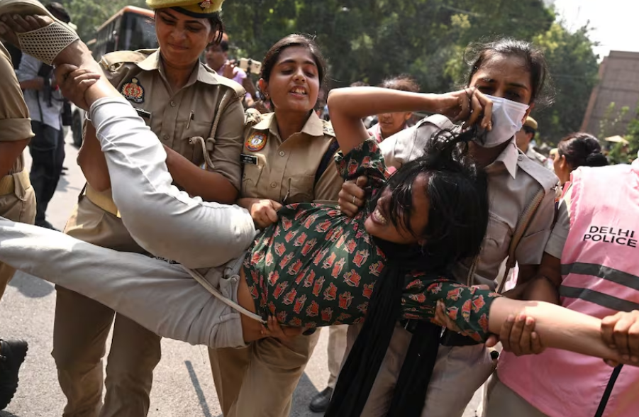 ¿Por qué comenzaron las protestas en India?