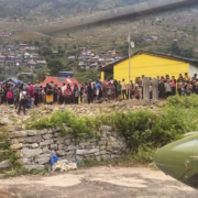 Ejército nepalí rescata a más de 320 personas atrapadas