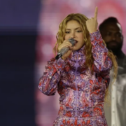 Shakira se despide de Madrid con concierto sorpresa