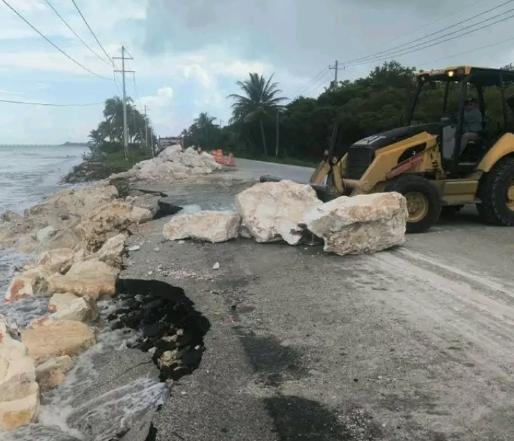 ¡Reparan carretera Costera 180 y esto debes saber!