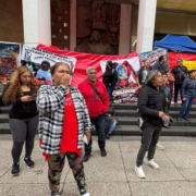 Trabajadores del IMSS realizan cierres intermitentes sobre Reforma