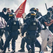 Más de dos mil detenidos en Francia