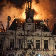 Manifestantes incendiaron el histórico ayuntamiento de Limoges