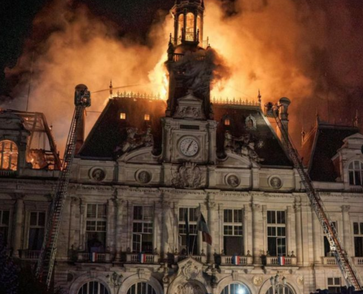 Manifestantes incendiaron el histórico ayuntamiento de Limoges