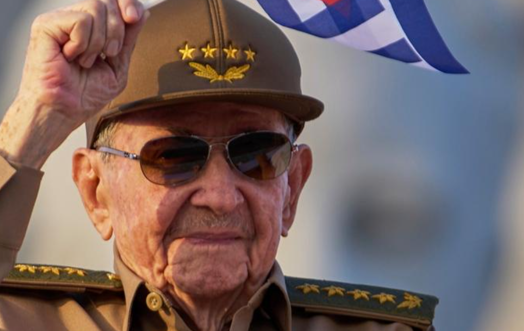 Florida emite una orden de arresto contra Raúl Castro
