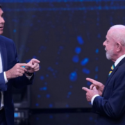 Lula acusa a Bolsonaro de traición a la patria durante debate por la presidencia