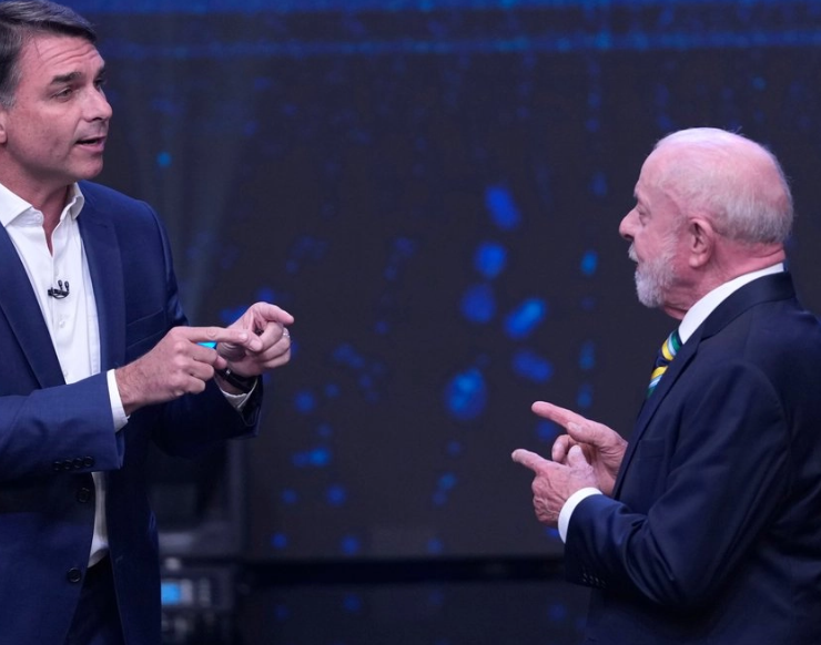 Lula acusa a Bolsonaro de traición a la patria durante debate por la presidencia