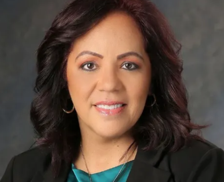 Detienen a Jackie Espinosa, alcaldesa de Kissimmee, Estados Unidos