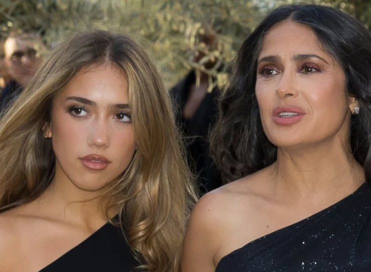 Salma Hayek presume a su hija durante sesión de fotos