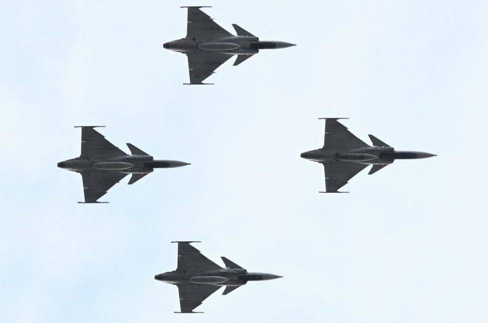 Aviones militares chocan en Filipinas dejando cuatro muertos