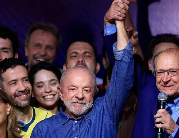 Lula gana las elecciones de Brasil con una remontada histórica