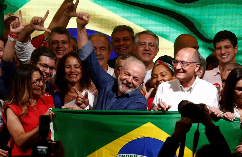 El partido de Bolsonaro reconoce la victoria de Lula