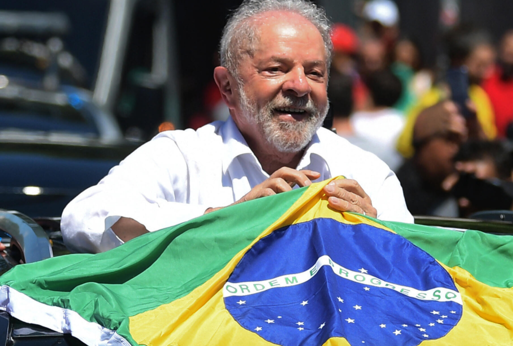 Bolsonaro reconoce la victoria de Lula, pero mantiene sus objeciones