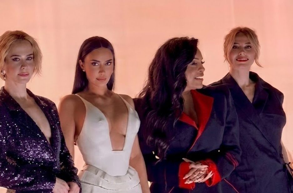 Abuchean a Martha Debayle por foto con Kim Kardashian