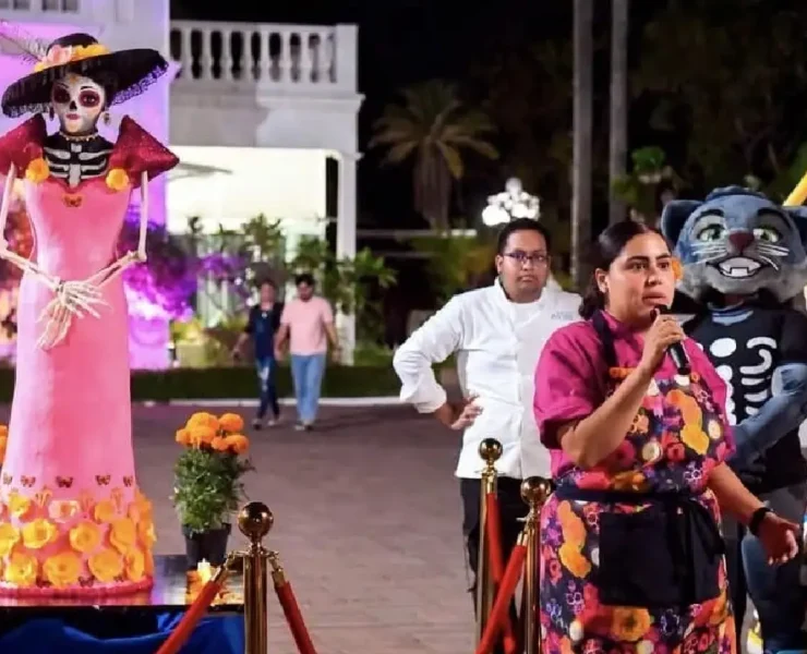 Catrina monumental de pastel sorprende en Tabasco