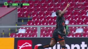 Elías Manoel abrió el marcador para Xolos de Tijuana al minuto 12, aprovechando un error defensivo del América en el Estadio Banorte.