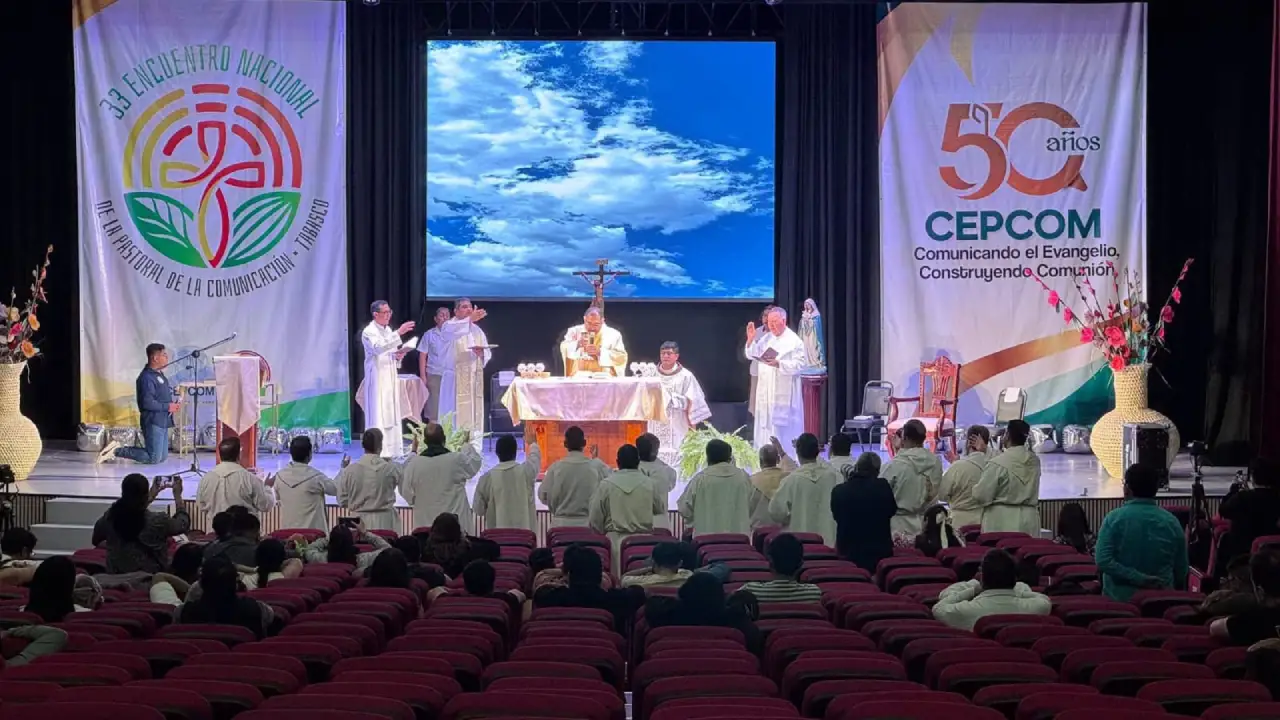 EXITO CON OBJETIVO EN LA CLAUSURA DEL XXXIII ENCUENTRO NACIONAL DE LA PASTORAL DE LA COMUNICACIÓN EN TABASCO