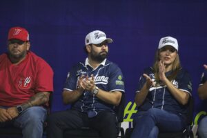 Los Leones de Yucatán se hicieron presentes en la ceremonia inaugural de la temporada 2026-2027 de la Liga Meridana de Invierno