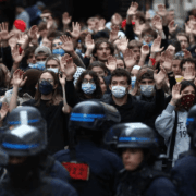 Francia registra 71 mil manifestantes