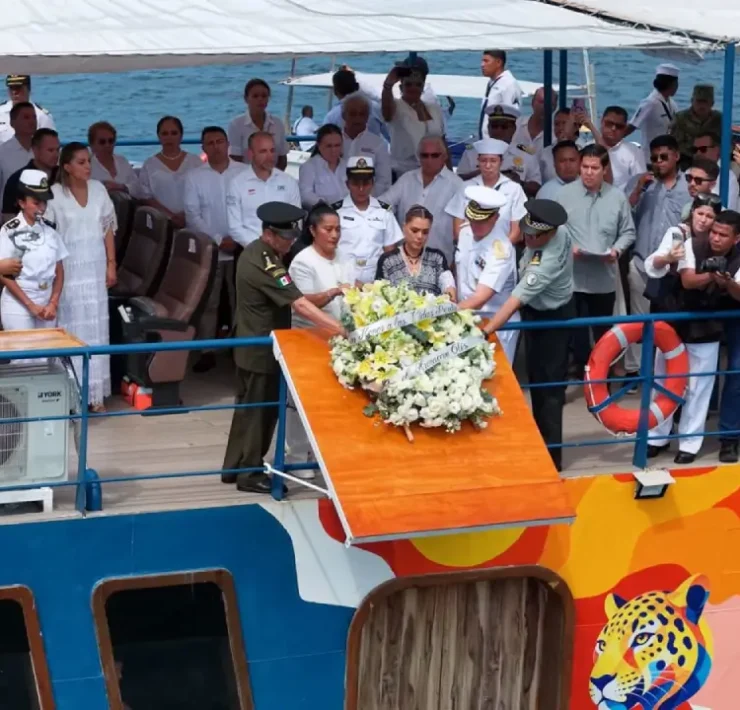 Impacto del Huracán “OTIS” Marina rinde homenaje a las víctimas en Acapulco