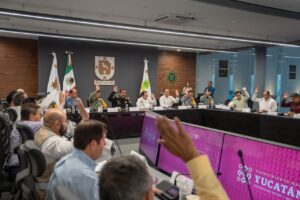 Autoridades de Yucatán refuerzan las acciones preventivas ante el avance de la tormenta tropical Isaías y sus posibles efectos en la entidad.
