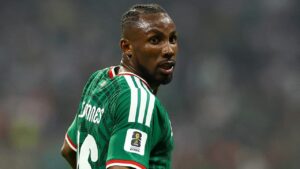 Julián Quiñones busca recuperar su lugar en la Selección Mexicana tras superar su lesión y destacar con el Al Qadsiah, donde volvió al gol en Arabia Saudita y demostró que puede ser una pieza importante para el combinado nacional.