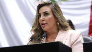 Jessica Saiden Quiroz reconoció el trabajo de inteligencia y coordinación entre autoridades que permitió asegurar aproximadamente 13 toneladas de tabaco ilegal en la Ciudad de México.
