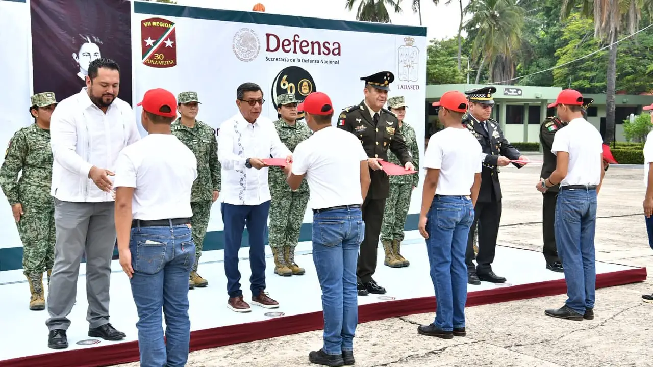 Jóvenes concluyeron su Servicio Militar Nacional en Tabasco
