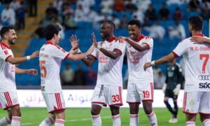 Julián Quiñones volvió al gol en Arabia Saudita con una espectacular definición a lo Panenka y fue figura en la victoria del Al Qadsiah, demostrando su calidad ofensiva tras superar su lesión.
