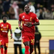 Julián Quiñones sigue brillando gol y dos asistencias en la goleada del Al-Qadisiya