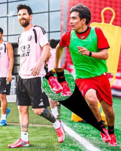 Gilberto Mora luce los botines que recibió como obsequio especial de Lionel Messi, tras ser seleccionado entre las diez jóvenes promesas del futbol mundial.