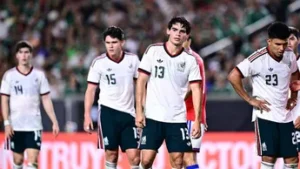 La Selección Mexicana se enfrentará a Jamaica en los cuartos de final de la Nations League. El Tricolor disputará el partido de ida en Kingston el 14 de noviembre y buscará definir la serie ante su afición el 17 de noviembre en Monterrey.