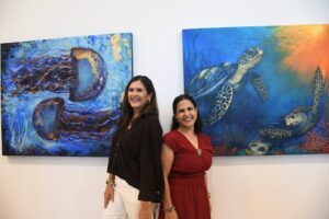 “Marea” transforma la Galería Fernando Palma Burgos en un espacio de encuentro con el arte femenino, donde cada obra refleja una mirada particular sobre el mar, la creatividad y la expresión artística.