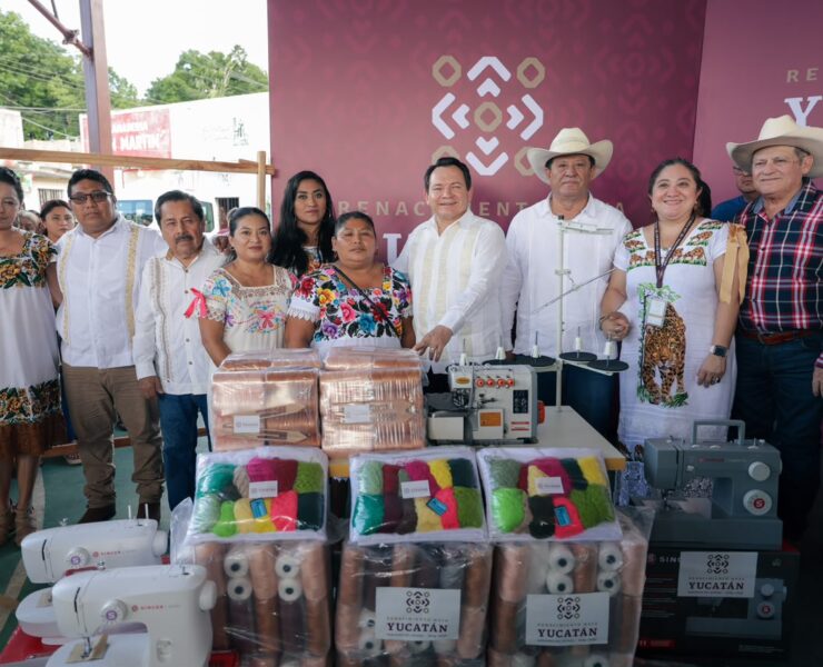 Marta Cecilia cosía con una máquina “antigüita”; hoy recibió una nueva y va a enseñar el oficio a sus hijas: 1,076 apoyos para mujeres de 41 municipios