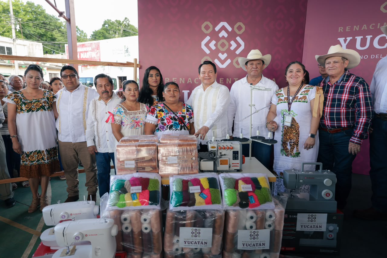 Marta Cecilia cosía con una máquina “antigüita”; hoy recibió una nueva y va a enseñar el oficio a sus hijas: 1,076 apoyos para mujeres de 41 municipios