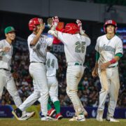 México aplasta a Nicaragua